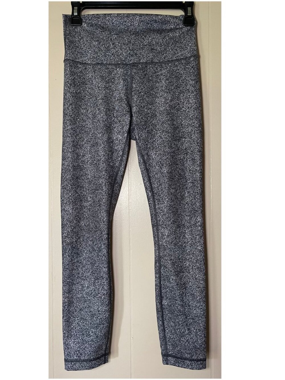 Lululemon Athletica Leggings Size 6 Black and White / Gray - Pre-Owned